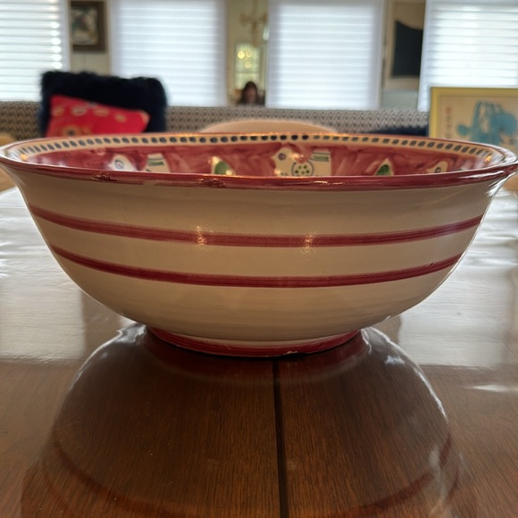 Vietri Solimene 15” bowl - Picture 2 of 5